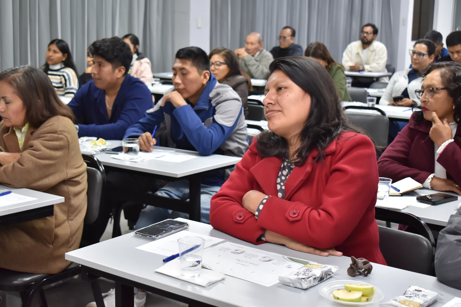 Participants discovering the sensory characteristics of olive oils during the workshop.
